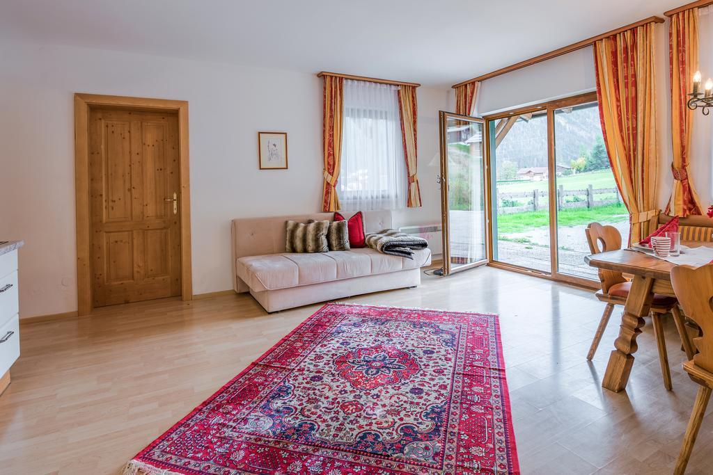 Feriendorf Oberhof Flachau Zimmer foto